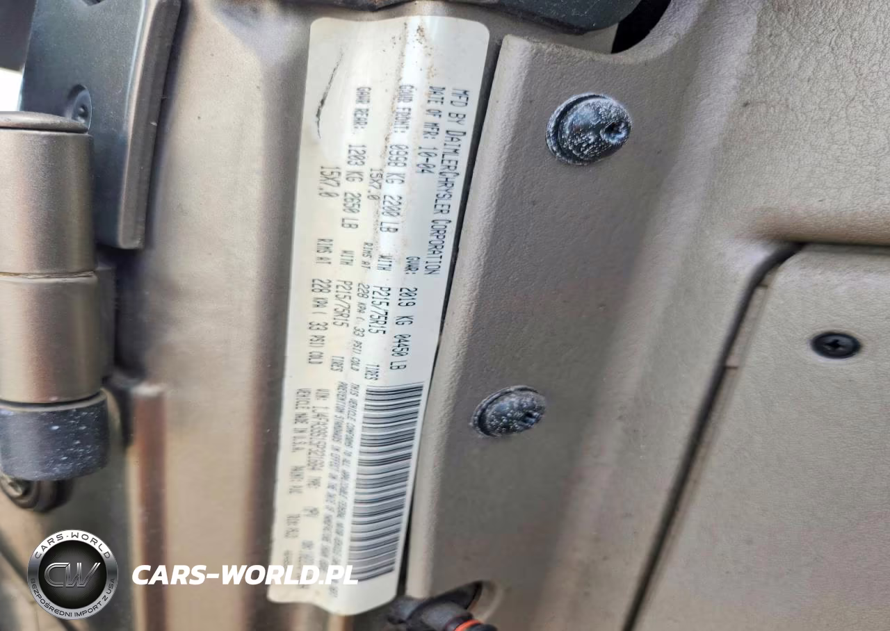2005 Jeep Wrangler X VIN:1J4FA39S15P321664 - 12