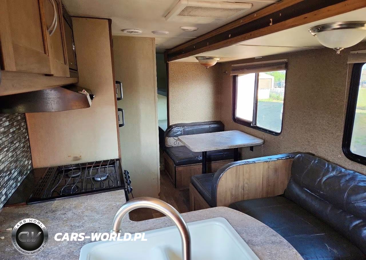 2018 Gulf Stream Trailmaster Camper VIN:1NL1G3320J1130011 - 6