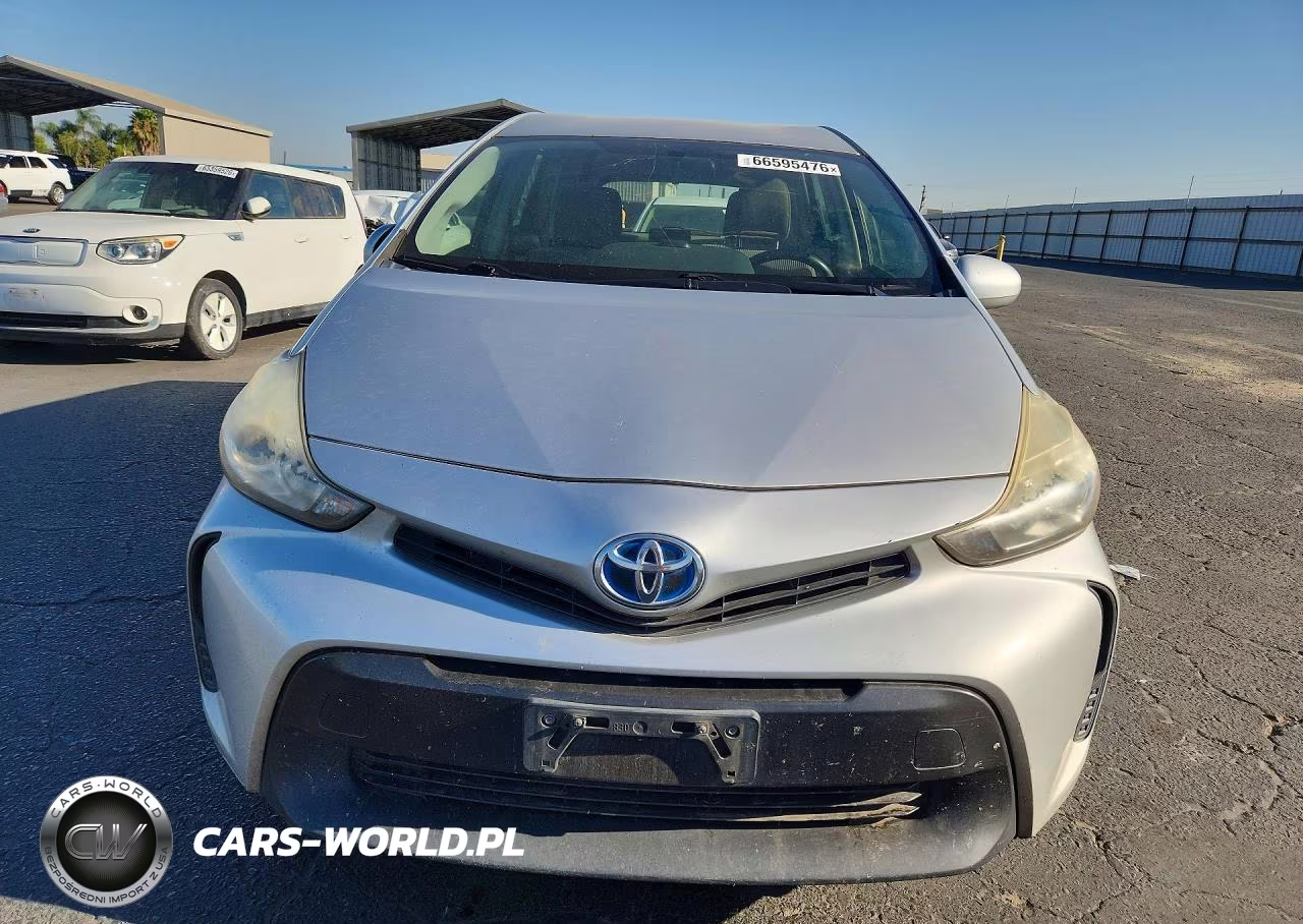 2015 Toyota Prius V Two VIN:JTDZN3EU5FJ039076 - 5