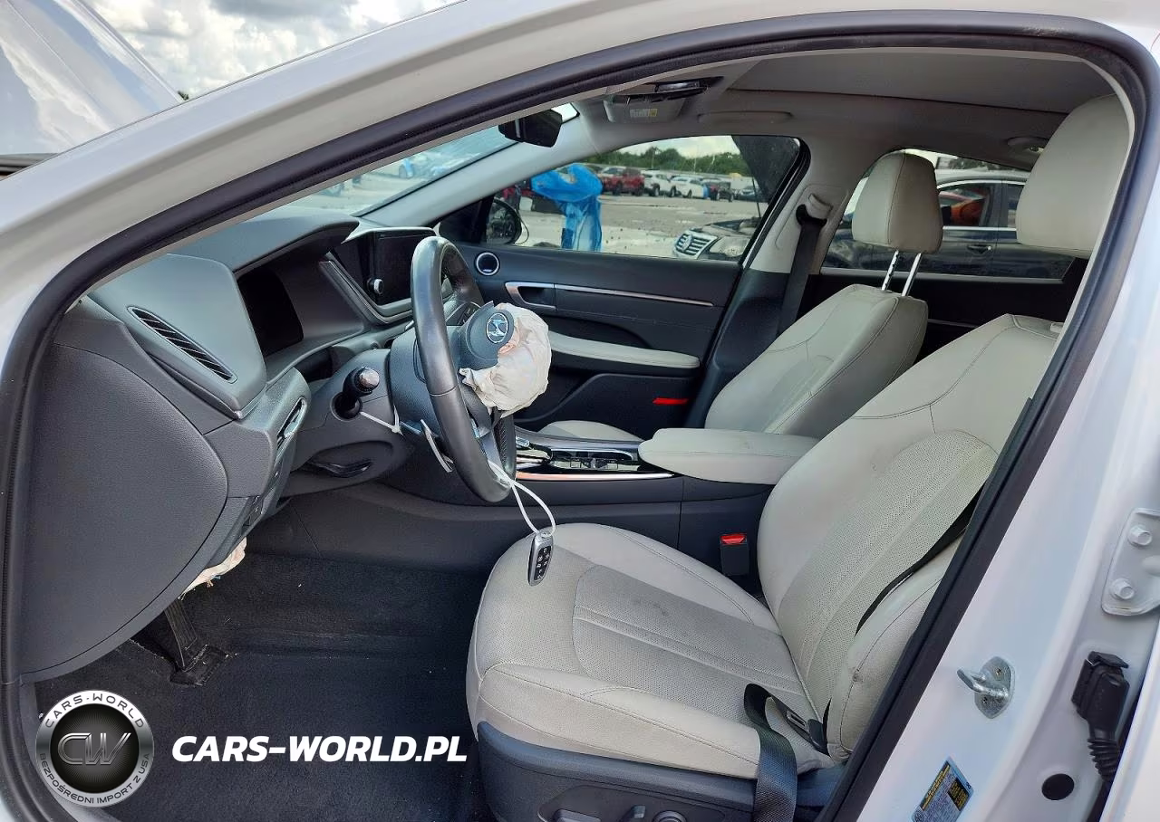 2022 Hyundai Sonata Limited VIN:KMHL34J22NA196175 - 7