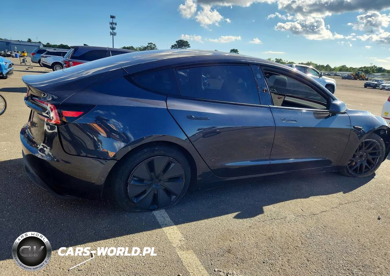 2024 Tesla Model 3 VIN:5YJ3E1EA6RF761927 - 3