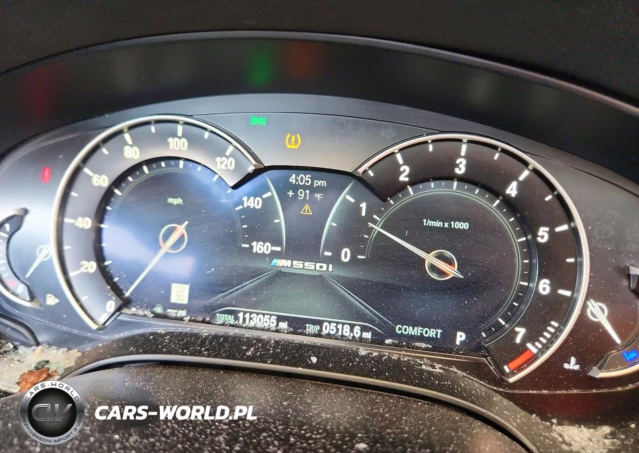 2018 BMW M550Xi VIN:WBAJB9C52JB049178 - 9