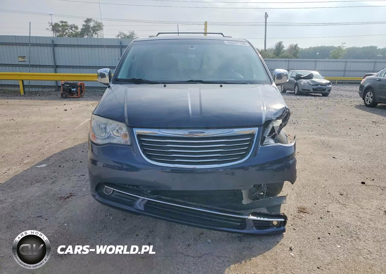 2014 Chrysler Town & Country Touring L VIN:2C4RC1CG3ER115766 - 5