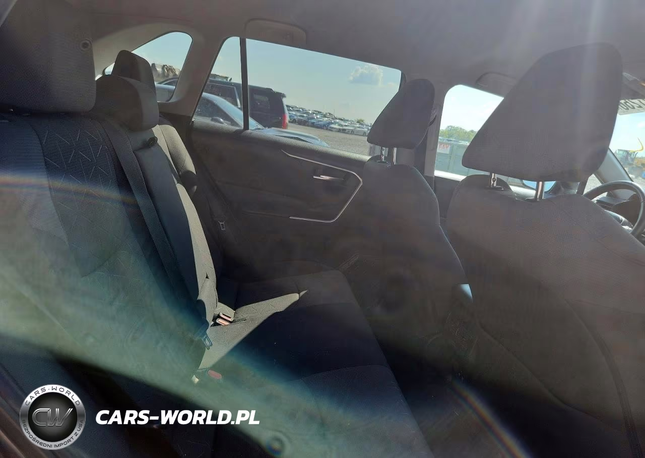 2020 Toyota Rav4 Hybrid Xle VIN:4T3RWRFV9LU001404 - 11