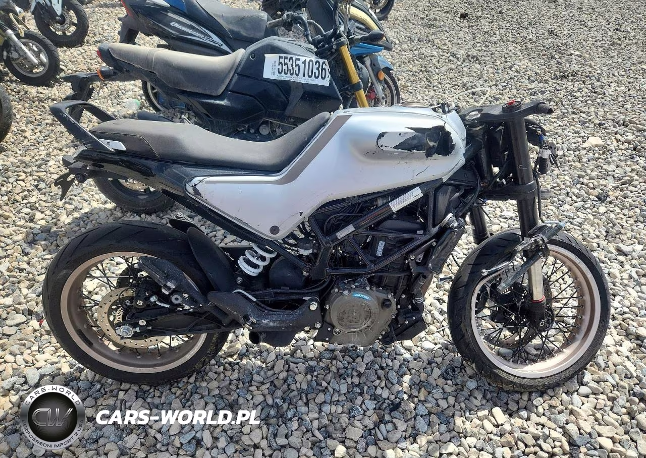 2020 Husqvarna Vitpilen 401-Svartpilen 401 – zdjęcie 1 z 8
