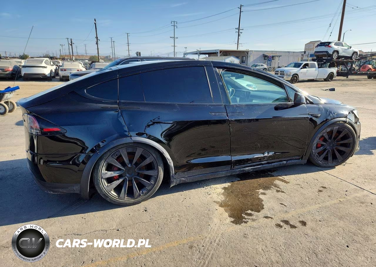 2023 Tesla Model X Plaid Tri Motor All-Wheel Drive VIN:7SAXCBE61PF404194 - 3