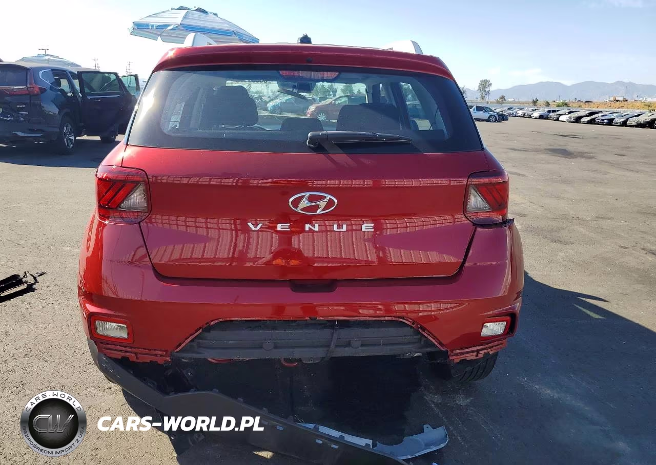 2025 Hyundai Venue Sel VIN:KMHRC8A33SU390685 - 6