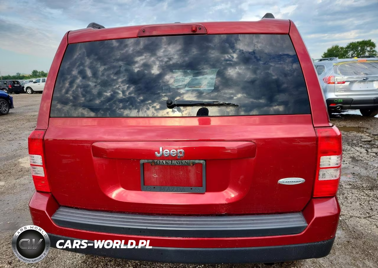 2012 Jeep Patriot Latitude VIN:1C4NJPFA3CD542380 - 6