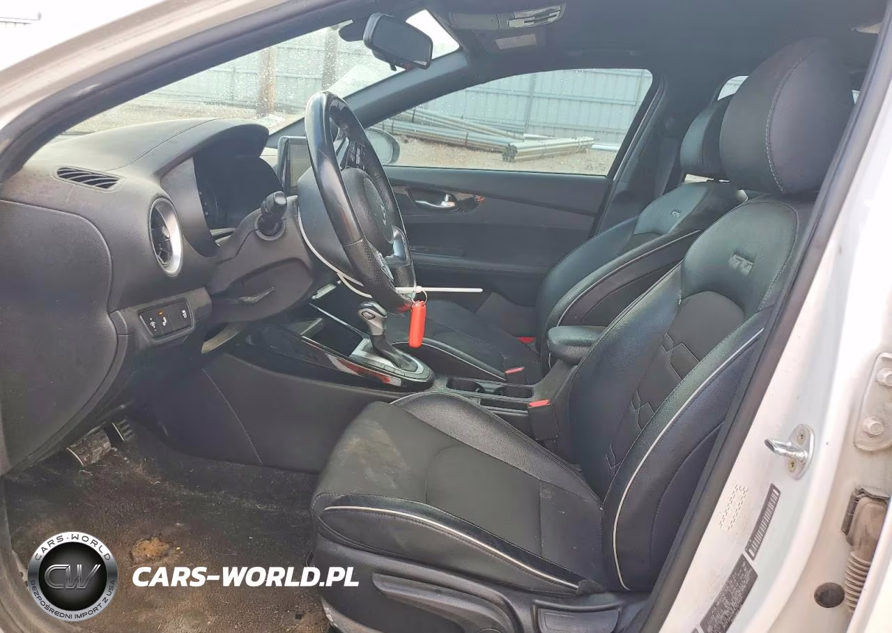 2023 Kia Forte Gt Line VIN:3KPF54AD8PE563433 - 7