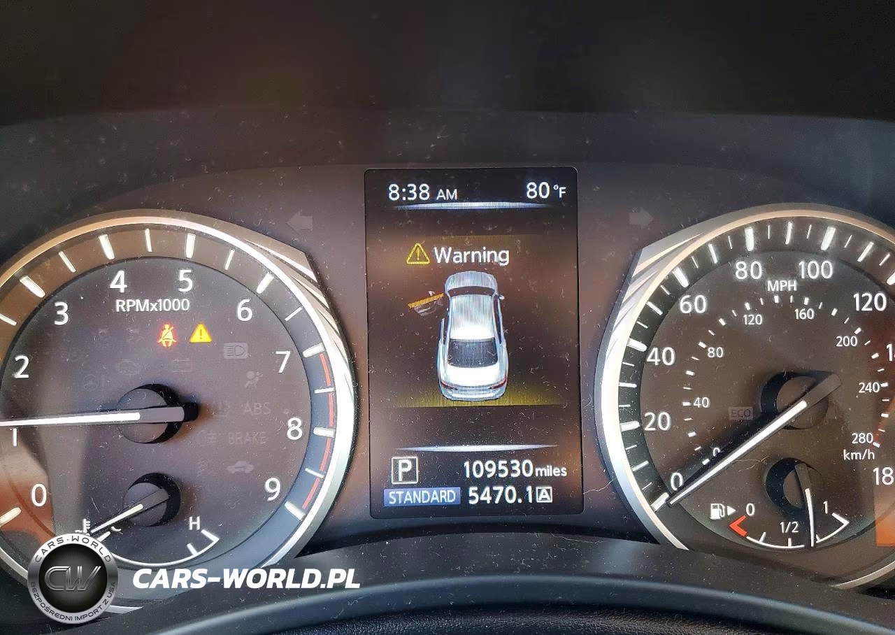 2018 Infiniti Q50 3.0T Luxe VIN:JN1EV7AP5JM351642 - 9