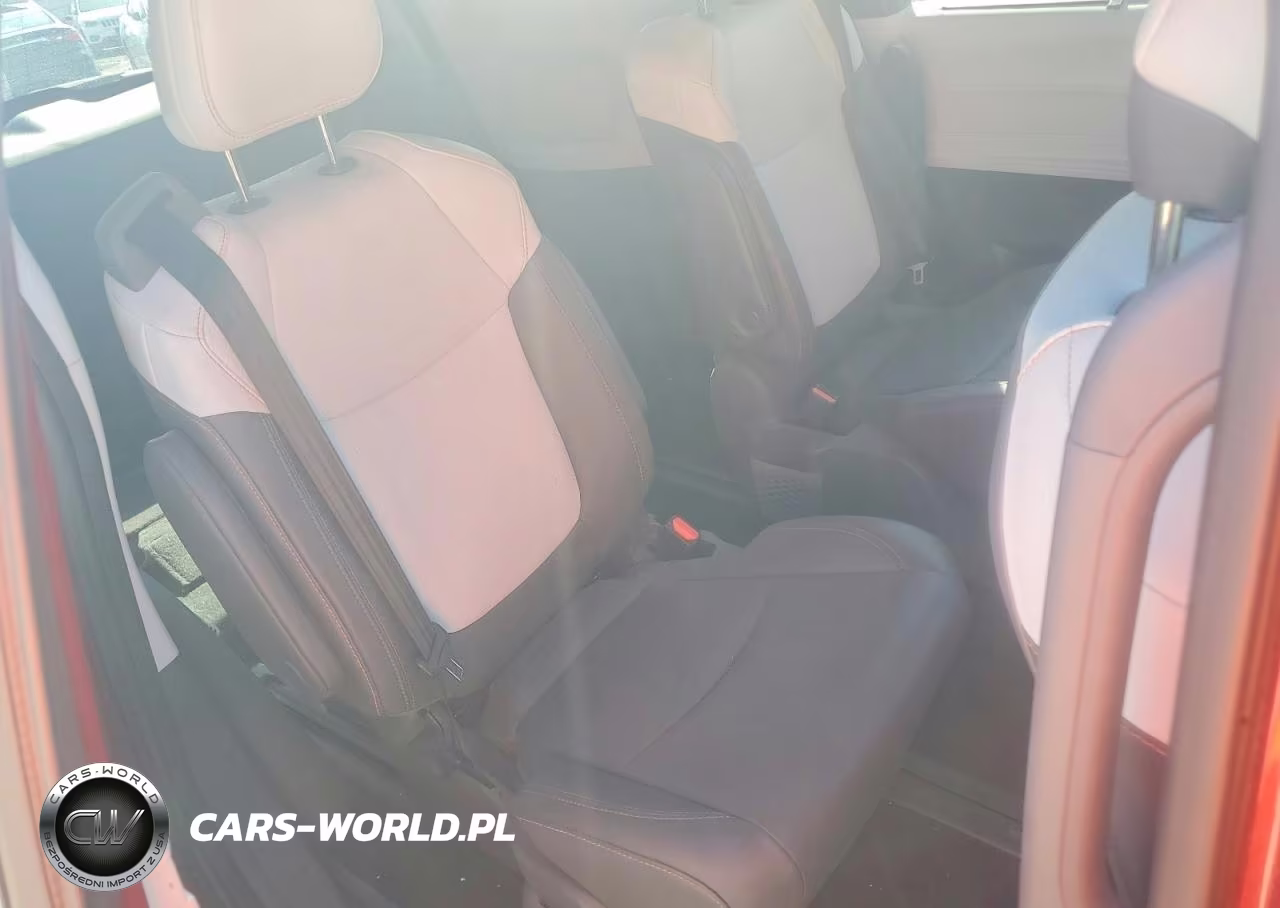2021 Toyota Sienna Xse VIN:5TDDRKEC8MS031179 - 11