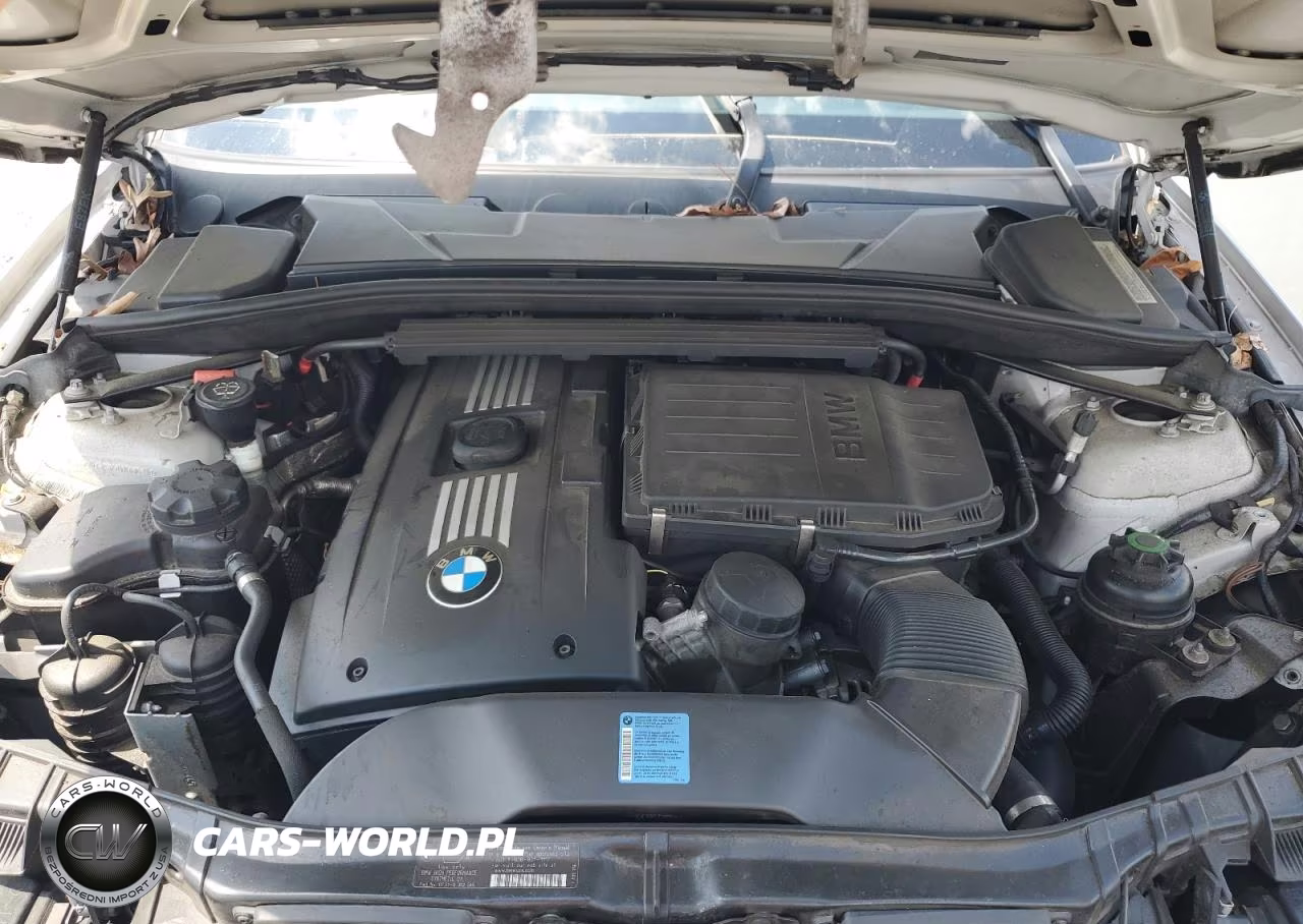2010 BMW 135 I VIN:WBAUN9C57AVK41621 - 11