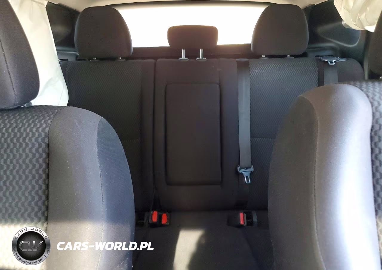 2019 Nissan Rogue Sport S VIN:JN1BJ1CP1KW242111 - 10