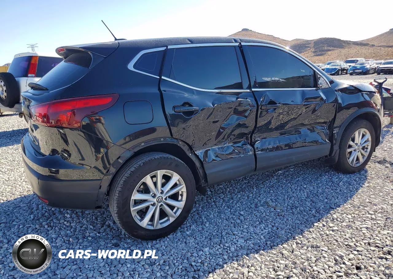 2019 Nissan Rogue Sport S VIN:JN1BJ1CP1KW242111 - 3