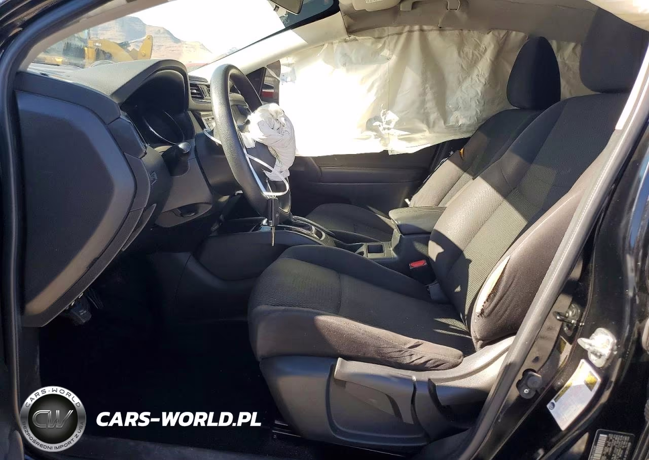 2019 Nissan Rogue Sport S VIN:JN1BJ1CP1KW242111 - 7