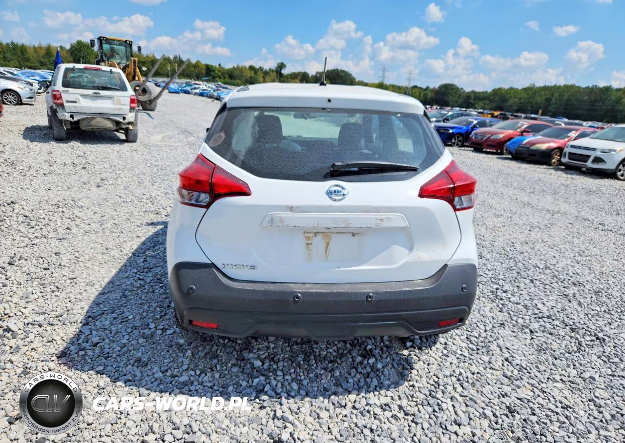 2020 Nissan Kicks S VIN:3N1CP5BV9LL528807 - 6