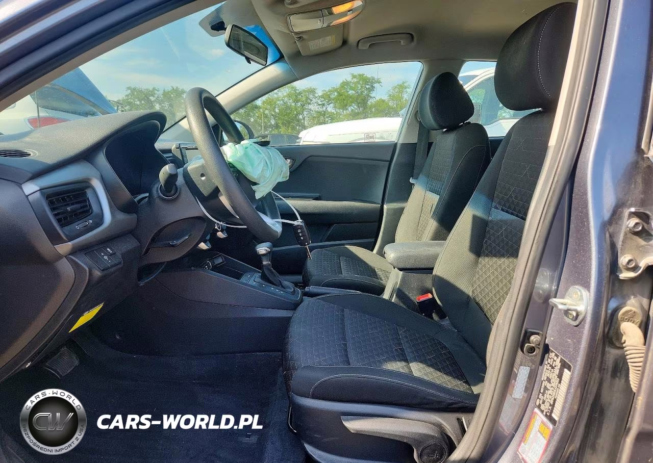 2020 Kia Rio 5-Door S VIN:3KPA25AD3LE274351 - 7