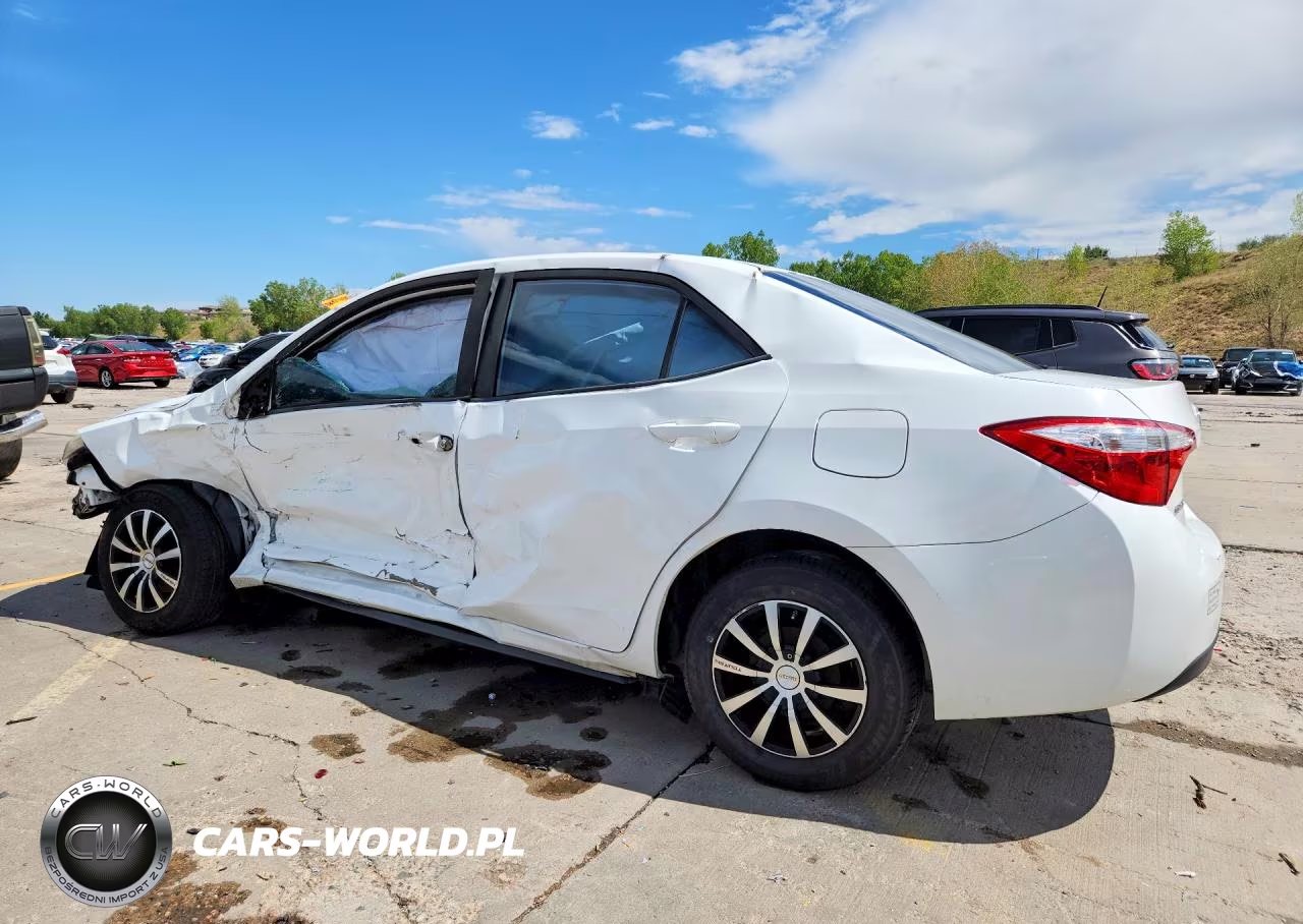 2015 Toyota Corolla L VIN:5YFBURHE9FP365535 - 2