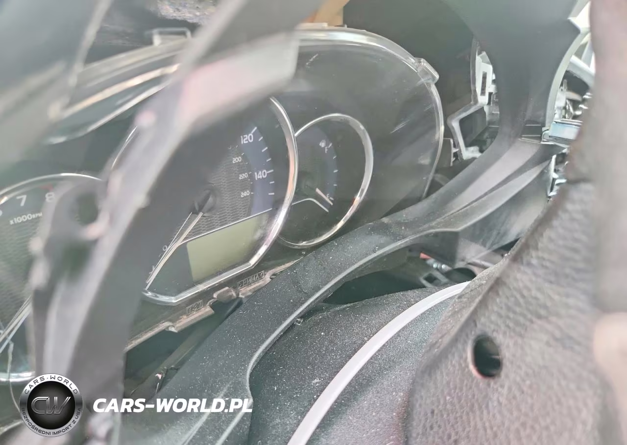 2015 Toyota Corolla L VIN:5YFBURHE9FP365535 - 9