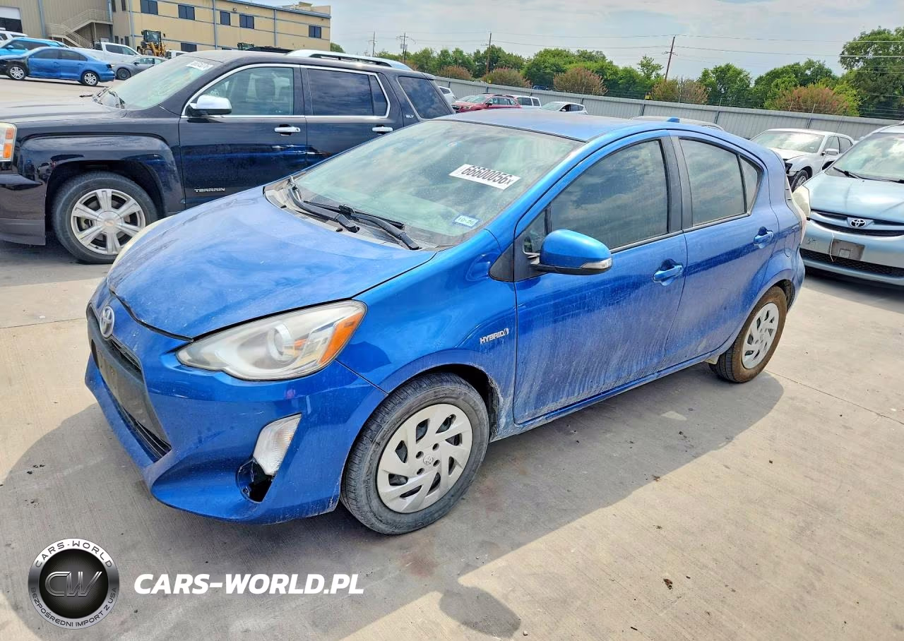 2016 Toyota Prius C One