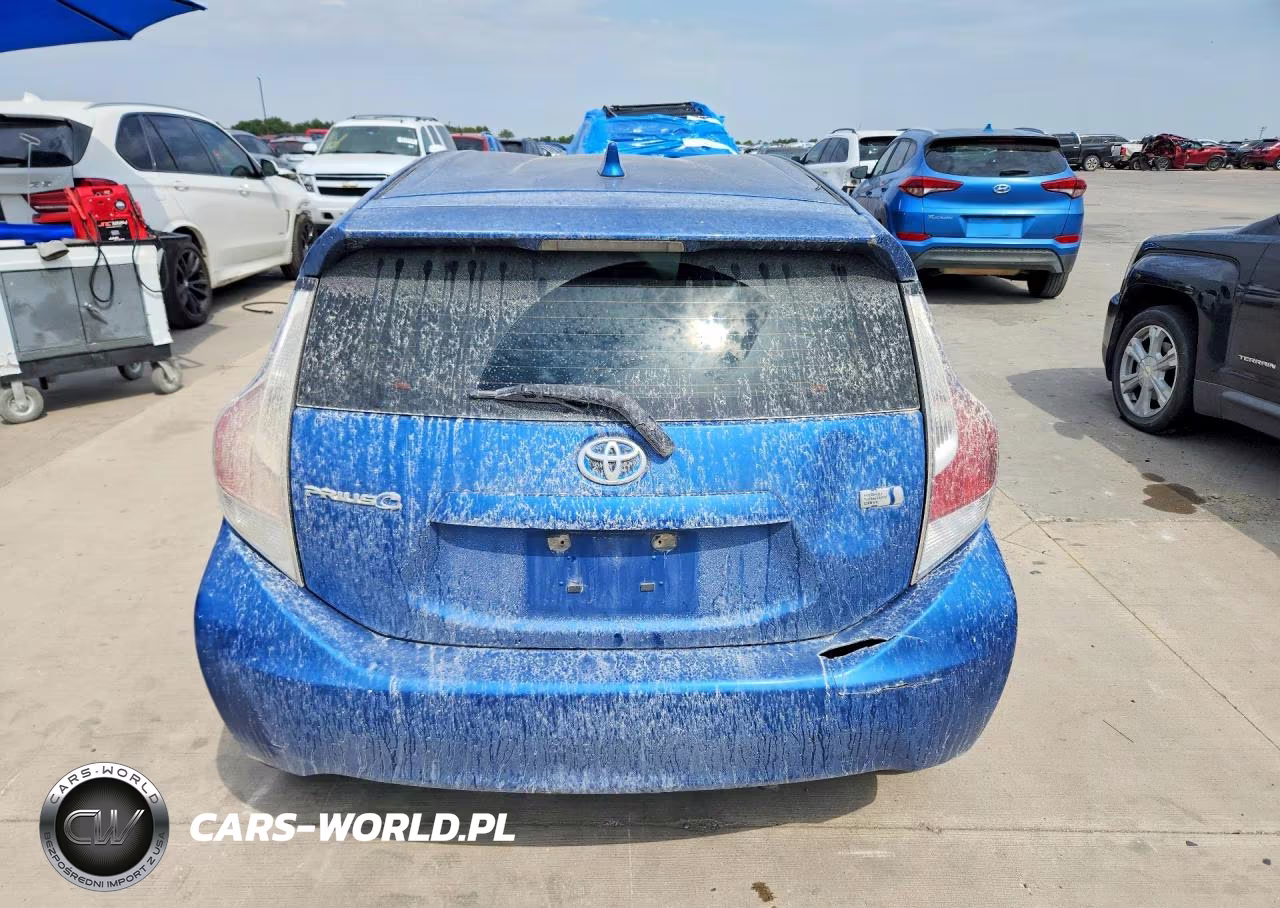 2016 Toyota Prius C One VIN:JTDKDTB38G1128433 - 6