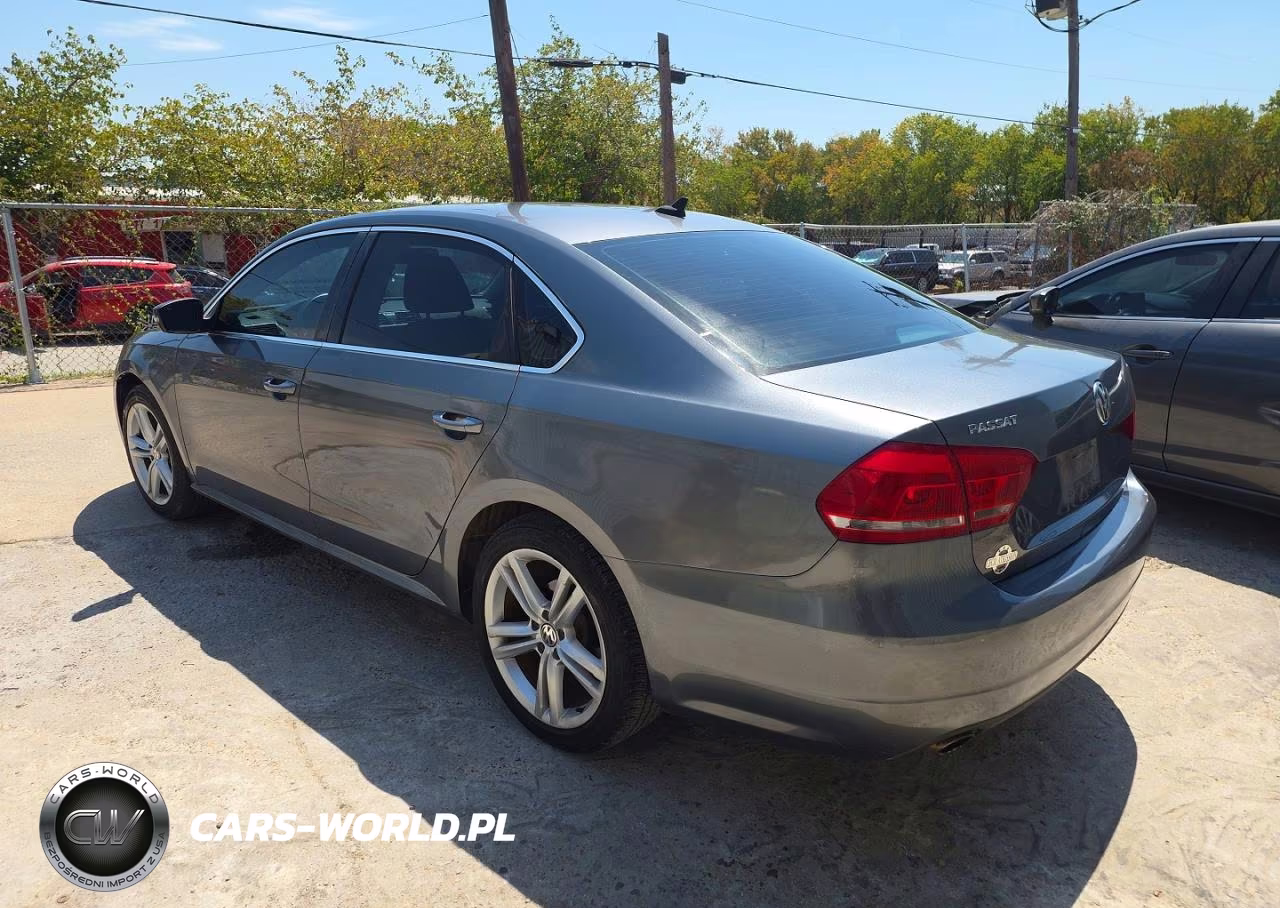 2014 Volkswagen Passat Se VIN:1VWBT7A31EC050605 - 3