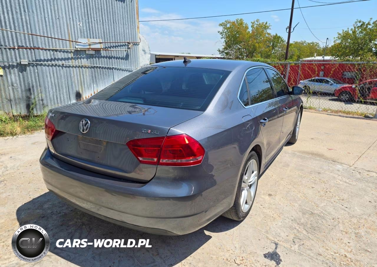 2014 Volkswagen Passat Se VIN:1VWBT7A31EC050605 - 4