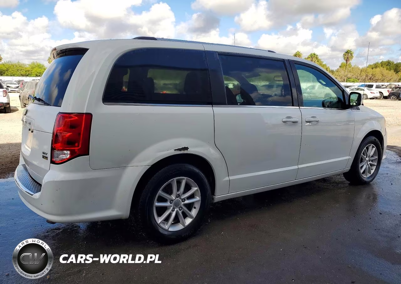 2018 Dodge Grand Caravan Sxt VIN:2C4RDGCG7JR222670 - 3