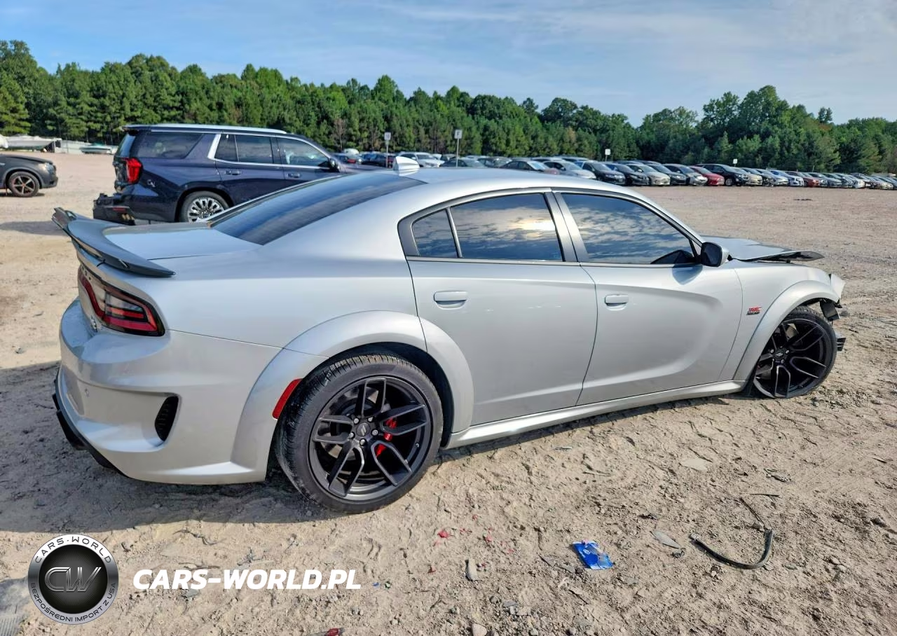 2022 Dodge Charger Scat Pack VIN:2C3CDXGJ7NH237200 - 3