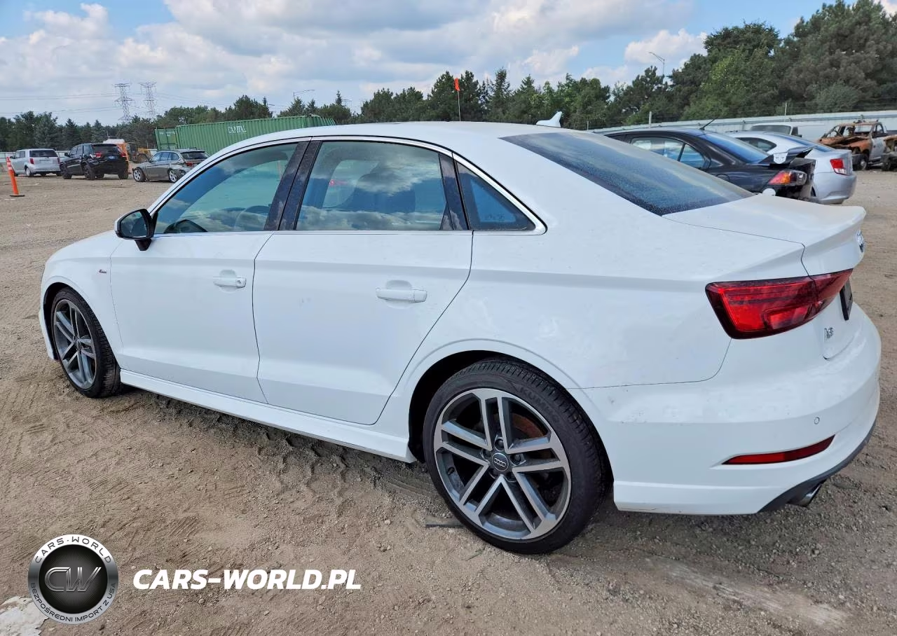 2018 Audi A3 Premium Plus VIN:WAUJ8GFF8J1043236 - 2