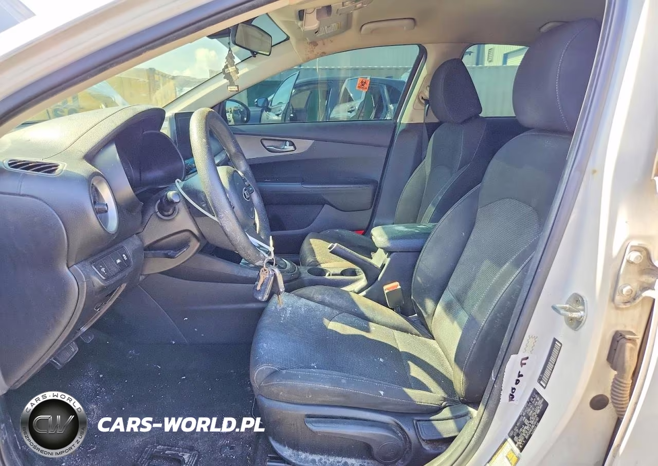 2021 Kia Forte Lxs VIN:3KPF24AD2ME266145 - 7