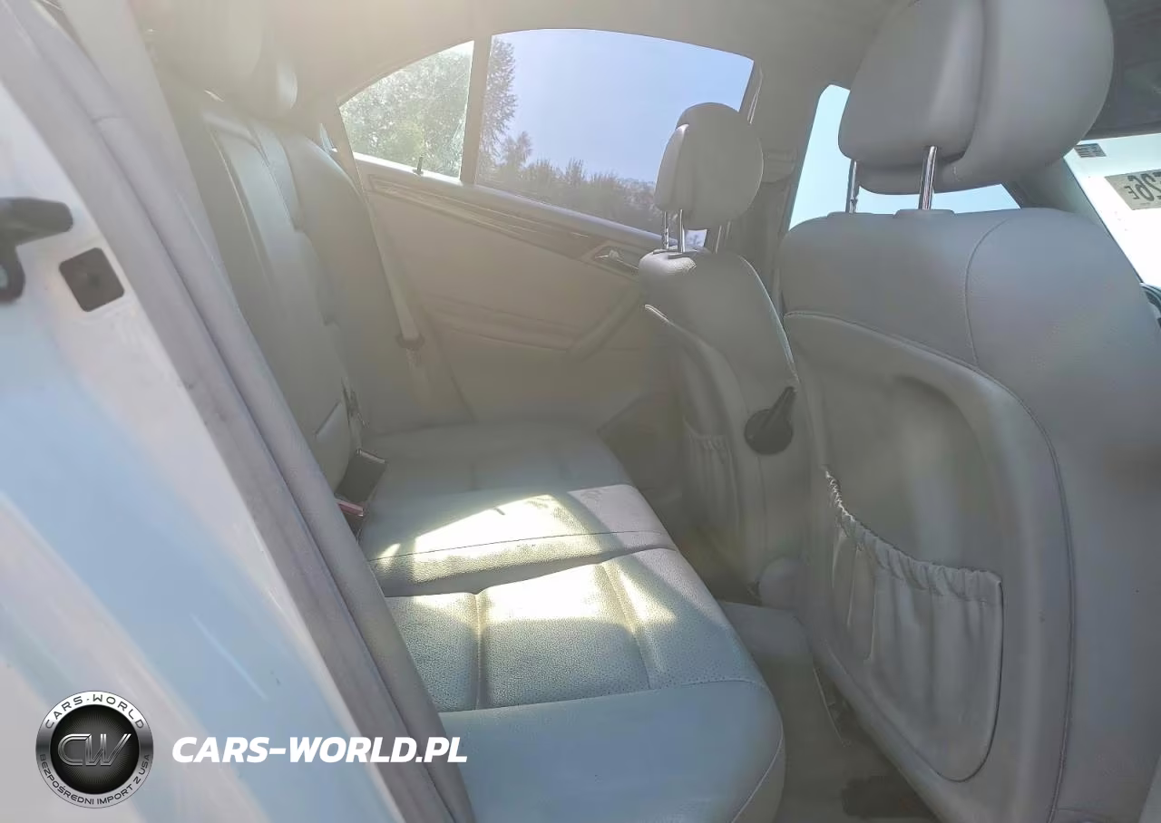 2007 Mercedes-Benz C 230 VIN:WDBRF52H07F863571 - 10