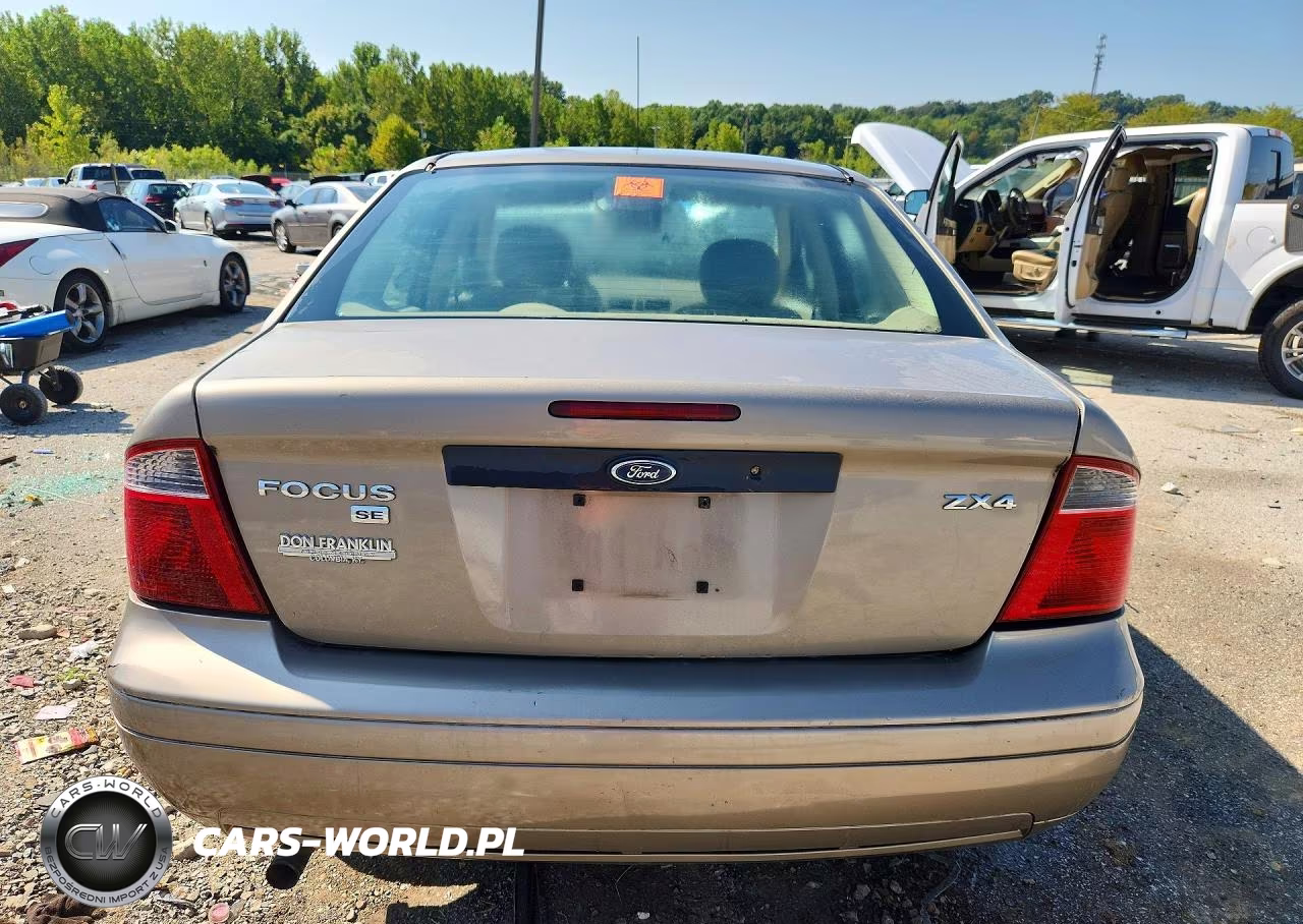 2005 Ford Focus Zx4 VIN:1FAFP34N05W303867 - 6
