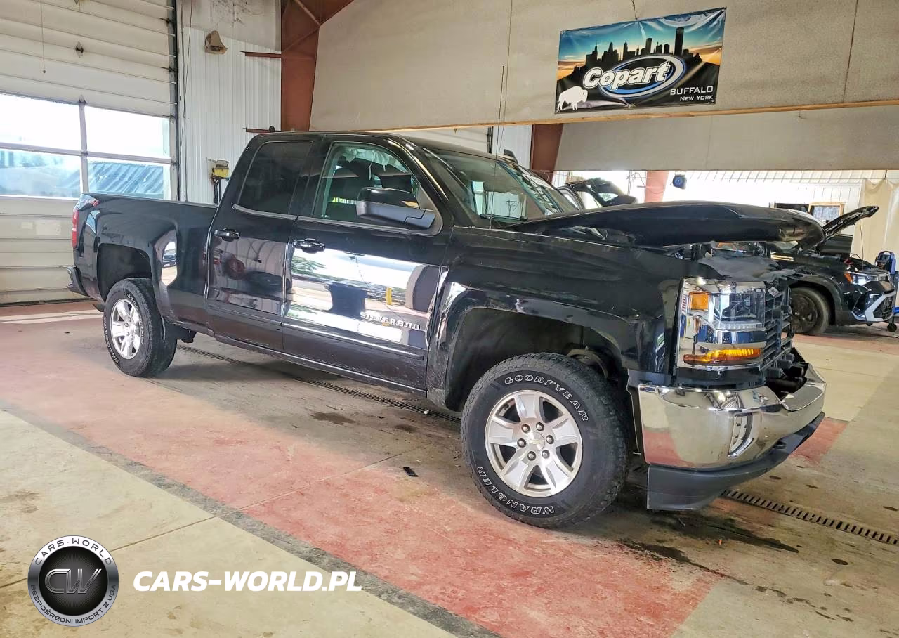 2018 Chevrolet Silverado K1500 Lt VIN:1GCVKREH6JZ365282 - 4