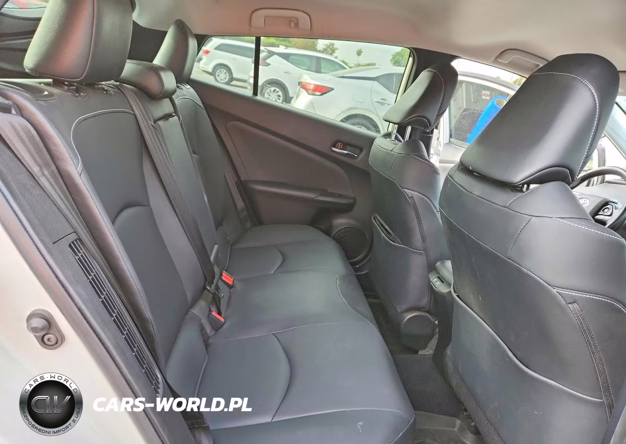 2020 Toyota Prius Prime Xle VIN:JTDKARFP7L3133503 - 10