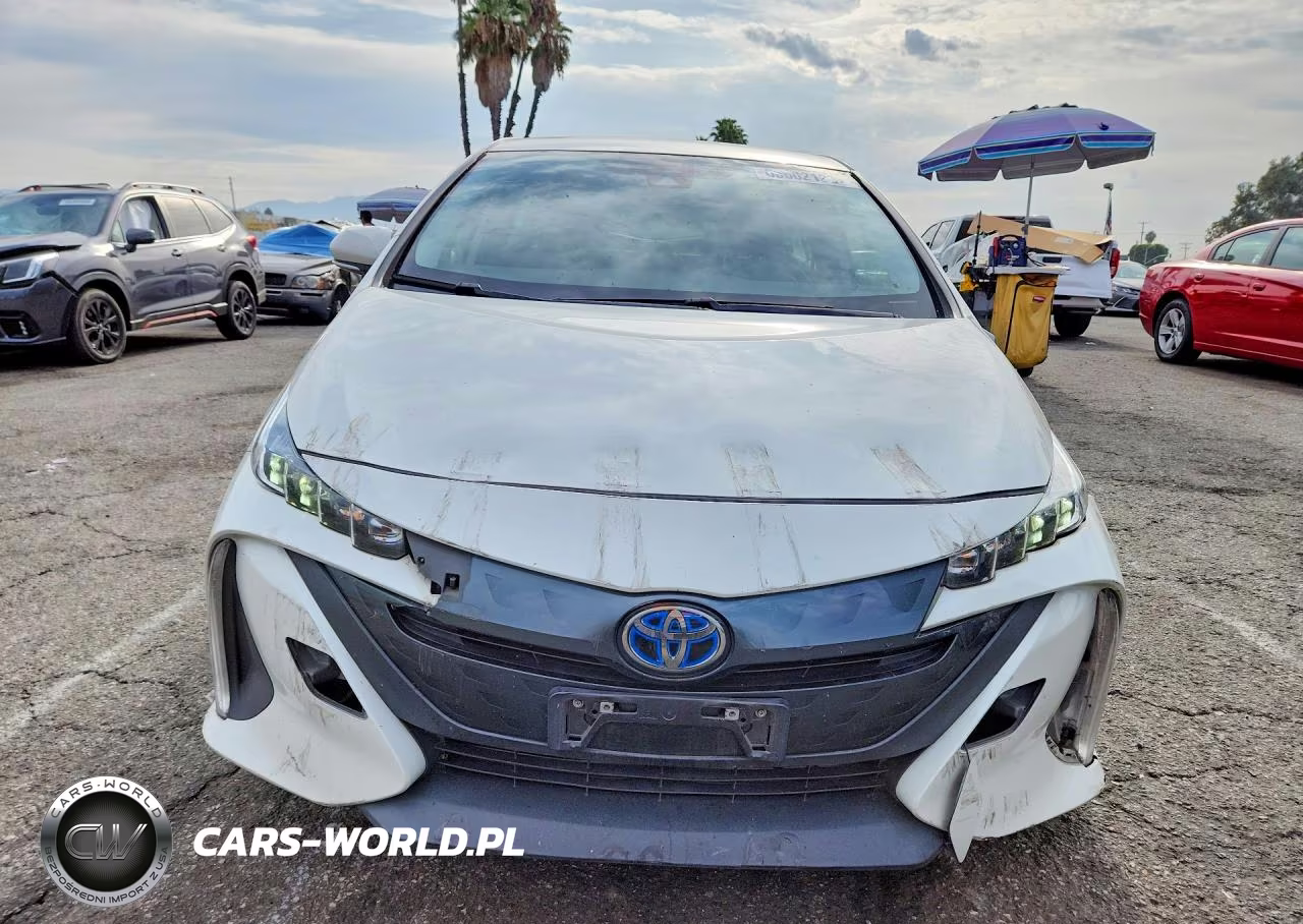 2020 Toyota Prius Prime Xle VIN:JTDKARFP7L3133503 - 5
