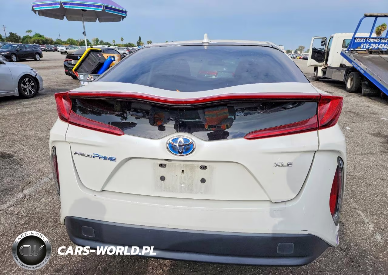 2020 Toyota Prius Prime Xle VIN:JTDKARFP7L3133503 - 6