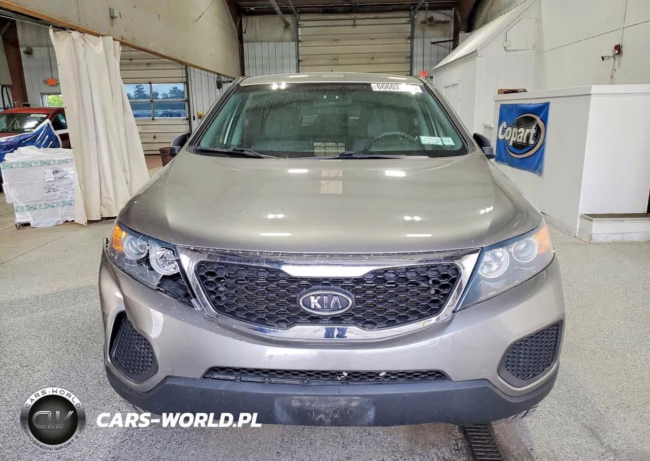2012 Kia Sorento Lx VIN:5XYKT3A17CG225071 - 5