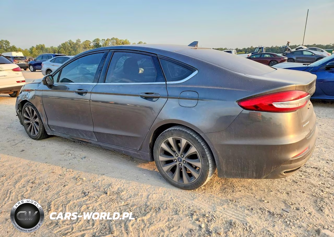 2020 Ford Fusion Se VIN:3FA6P0T91LR190935 - 2