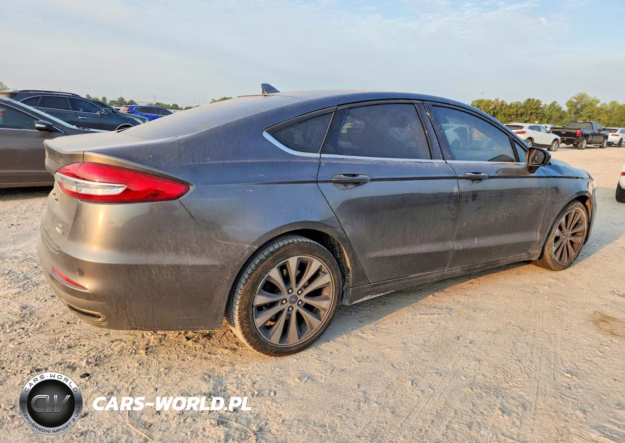 2020 Ford Fusion Se VIN:3FA6P0T91LR190935 - 3
