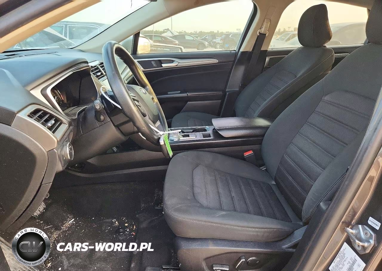 2020 Ford Fusion Se VIN:3FA6P0T91LR190935 - 7