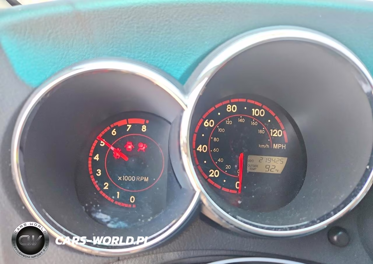 2007 Toyota Matrix Base VIN:2T1KR32E27C656547 - 9