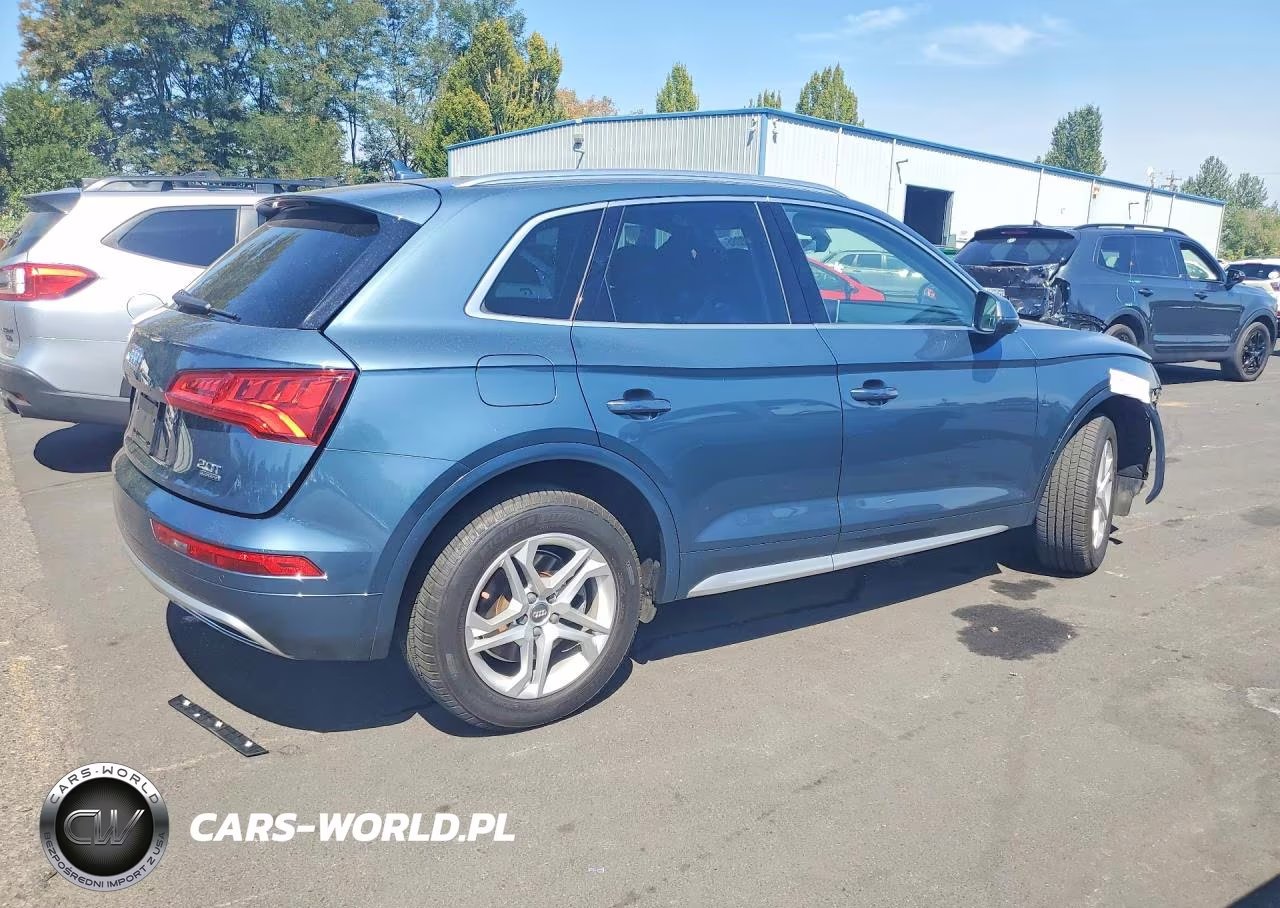 2018 Audi Q5 Premium Plus VIN:WA1BNAFY5J2071434 - 3