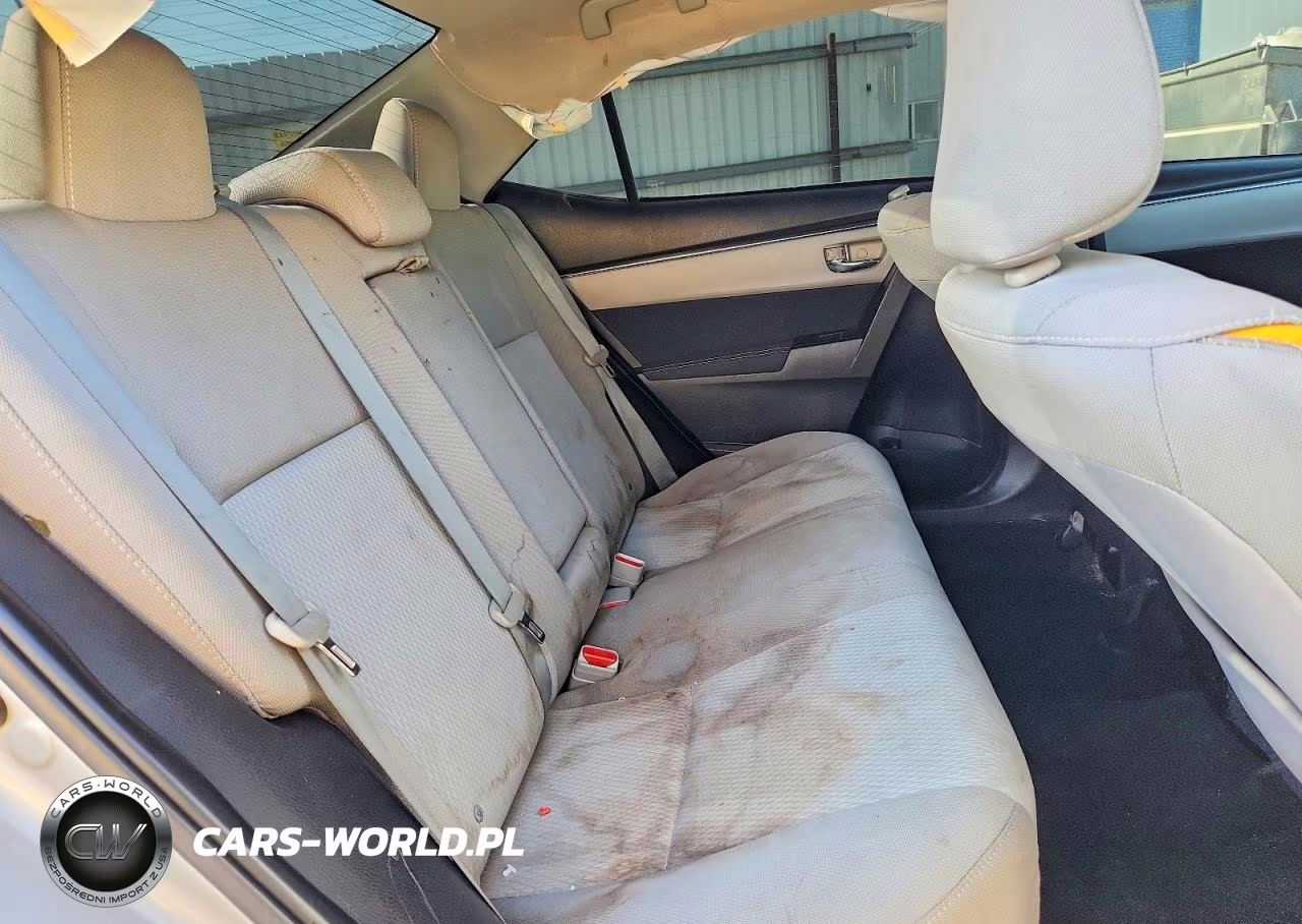 2016 Toyota Corolla Le VIN:5YFBURHE6GP504358 - 10