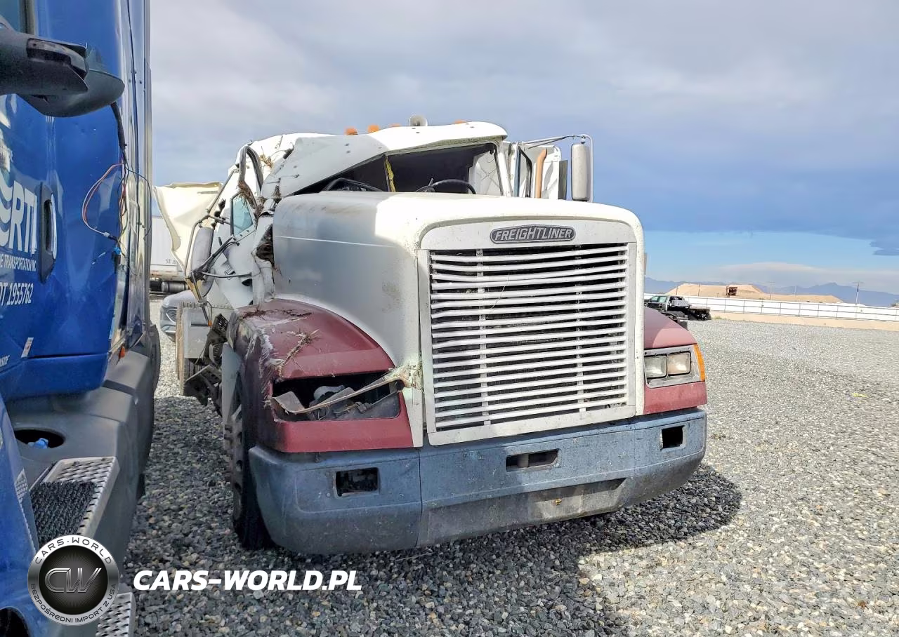 1996 Freightliner Fld120 Semi Truck VIN:1FUYDZYB9TL598490 - 4