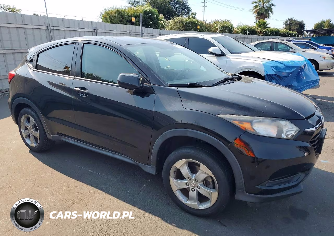 2017 Honda Hr-V Lx VIN:3CZRU5H35HG700640 - 4