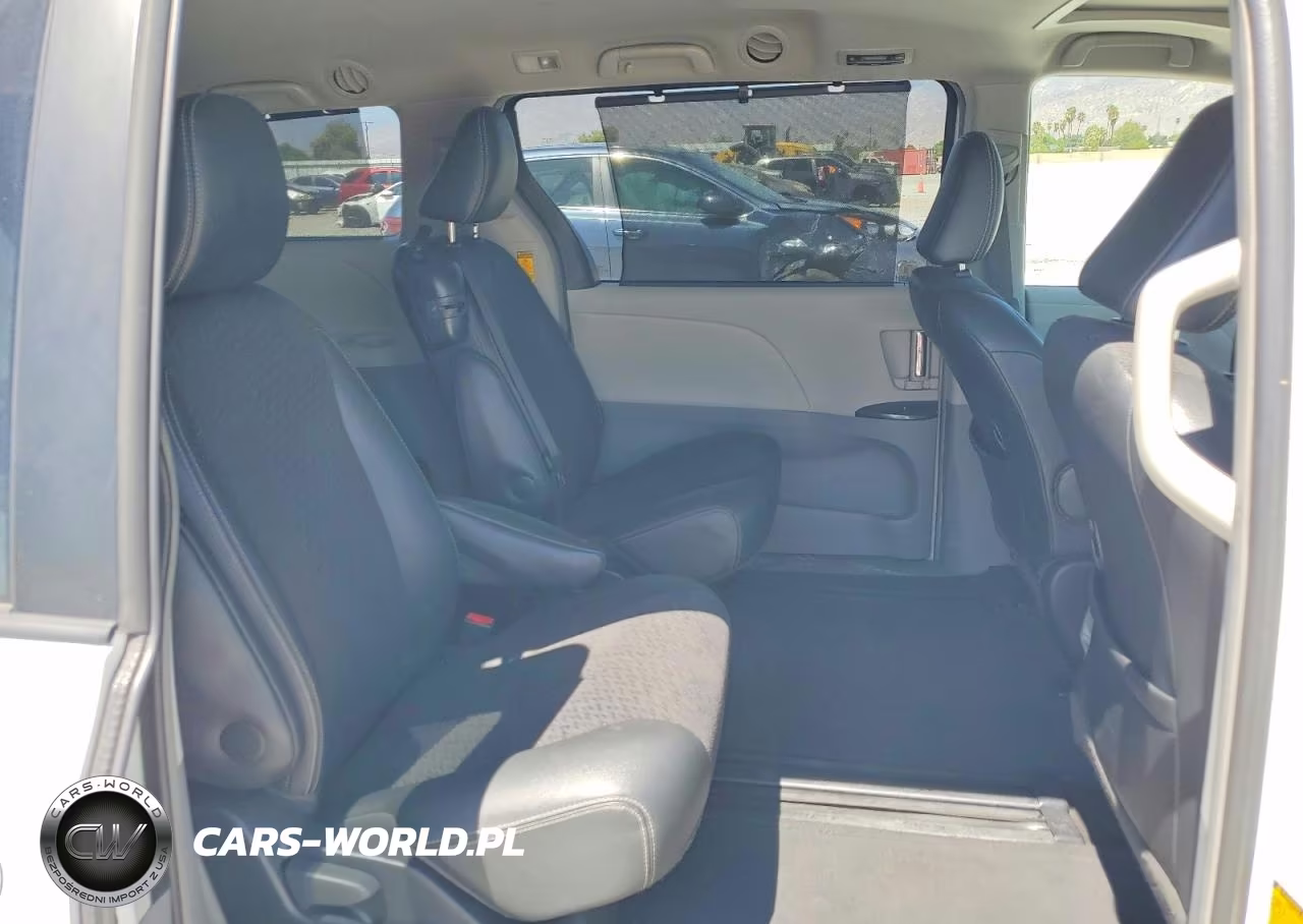 2014 Toyota Sienna Sport VIN:5TDXK3DC0ES467566 - 11