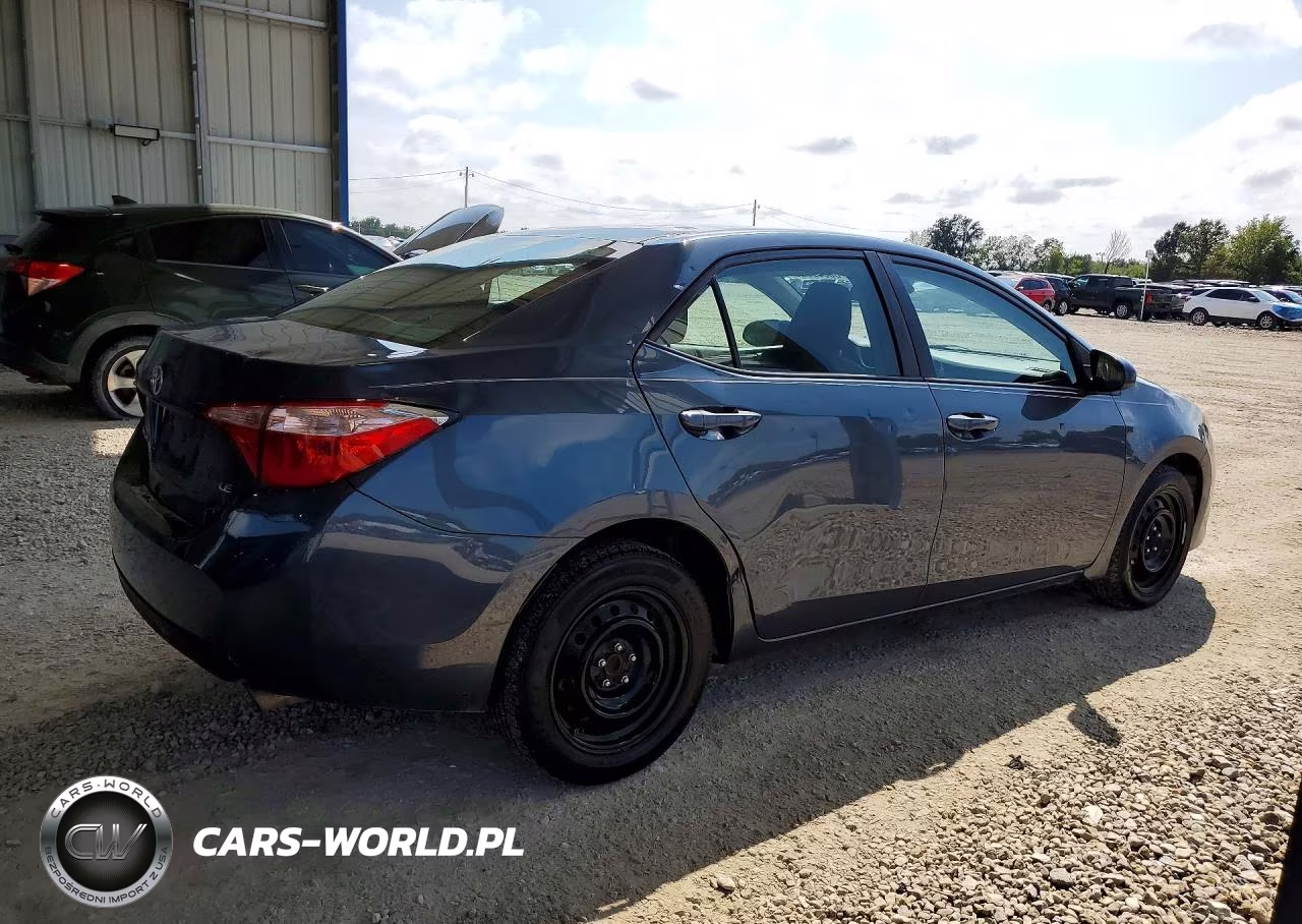 2018 Toyt Corolla Le VIN:2T1BURHE7JC973398 - 3
