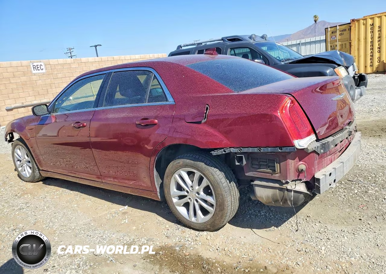 2016 Chrysler 300 Limited VIN:2C3CCAAG2GH230302 - 2