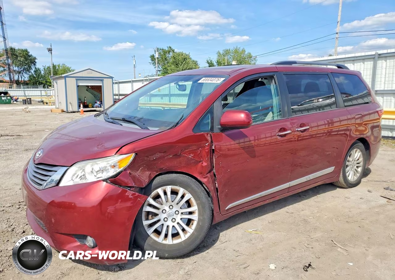 2015 Toyota Sienna Xle 8-Passenger